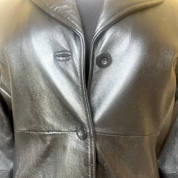 Vintage Wilsons Women’s Black Leather Jacket - Picture 5 of 14